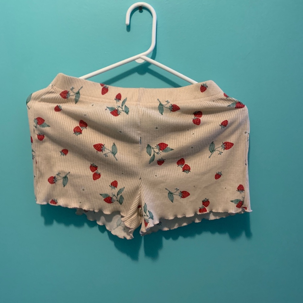Strawberry pyjama shorts